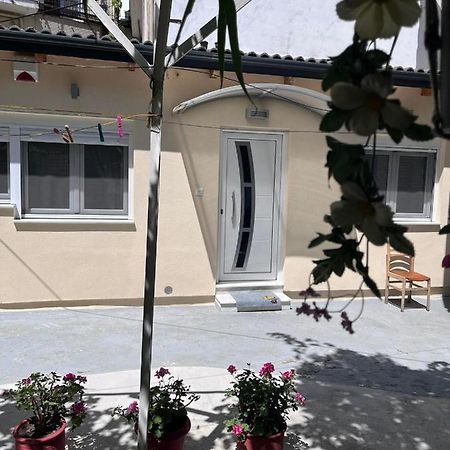 Angel Home Ioannina Bagian luar foto